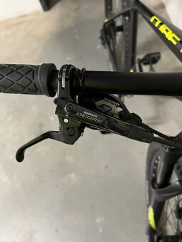Horský bicykel CUBE Reaction Race v TOP stave - 12