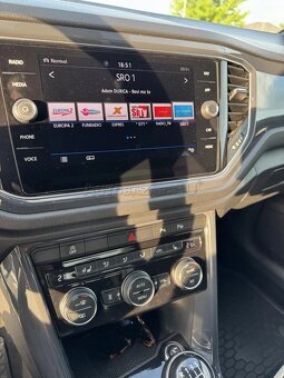 Volkswagen T-Roc 2.0 TDI 4Motion - 12