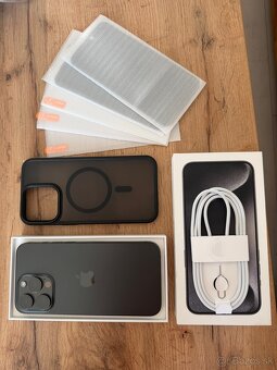 iPhone 15 Pro Max 512GB - 12