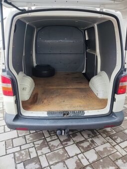 Volkswagen Transporter T5 1.9tdi - 12