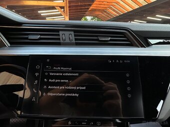REZERVOVANÉ Audi E-Tron Sportback 2022 S-Line 230kw - 12