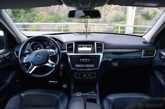 Mercedes Benz ML350 - 12