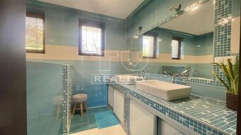 5i RD v Báhoni s garážou a krásnym pozemkom 1 374 m2 v... - 12