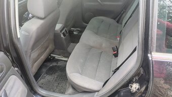 Vw Passat kombi 1.9TDI (B5,5) - 12