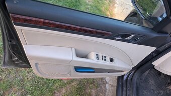 Škoda Superb 1.6 TDI CR DPF 77kw - 12