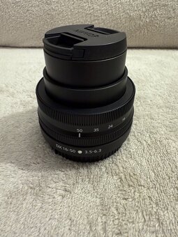 Nikon z 50 - 12