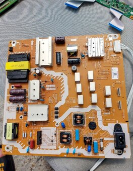 Predám funkčne zdroje Samsung,LG,Philips,Panasonik - 12