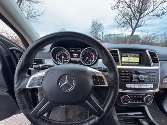 Mercedes Benz ML 350 - 12