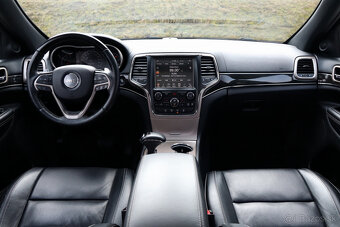 JEEP Grand Cherokee 4x4 3.0 CRD 250koní Overland Panorama - 12