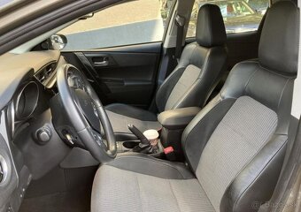 Toyota Auris 1.8-AUTOMAT-NAVI-KAMERA - 12