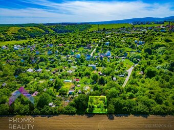 Záhrada 395m2 s krásnym výhľadom - Košice - 12