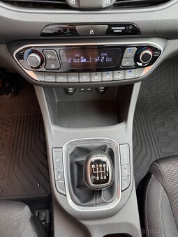 Hyundai i30 Cw 1.4 T-GDI 103 kw - 12