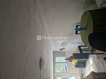 Znížená cena 5 izbový rodinný dom Číčov (F153-12REMAE) - 12