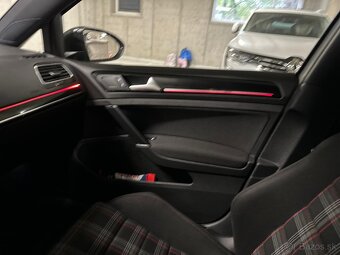 Volkswagen Golf GTi 2.0Tsi 2017 300ps M6 - 12