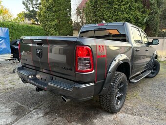 Dodge RAM 5.7 4x4 TUNING, SPORT, BLACK EDITION - 12