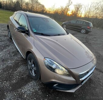 Volvo V40D CC - 12
