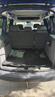 Volkswagen Caddy Life 1,9TDI 77KW rv 2006 - 12
