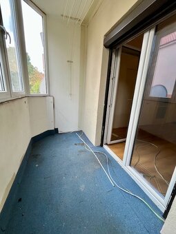 2-izb.byt Kalvária, balkón - 8.mája, vlastné kúrenie - 12