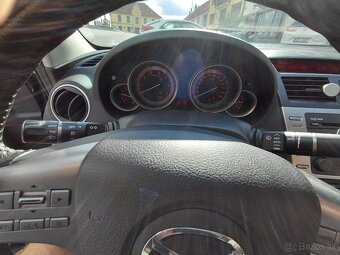 Mazda 6 / 2500 cm3, 125 kW - 12