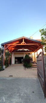 Výstavba a rekonštrukcia striech - 12