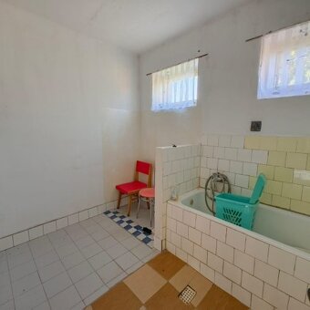 Predaj 3.izbového domu v Dvoroch nad Žitavou ID:1002 - 12