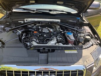 Audi Q5 3TDI sportline - 12