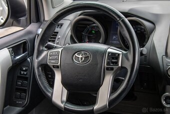 Toyota Land Cruiser 3.0I D-4D 190k Premium A/T 5m - 12