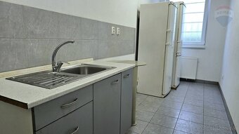 Prenájom haly 1320 m², Lukov dvor – Nitra. - 12