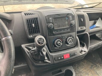 Peugeot Boxer 2.2 121 kW L4H2 - 12