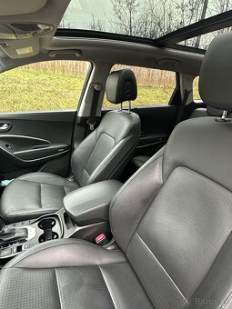 Hyundai GRAND SANTA FE 2,2 CRDi - 12