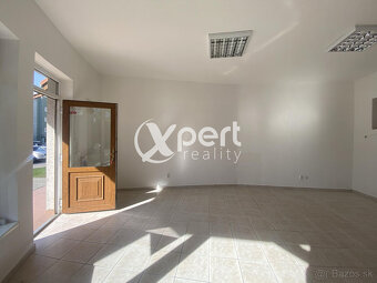 Na  prenájom obchodný priestor  70 m2 v Dun. Strede - 12