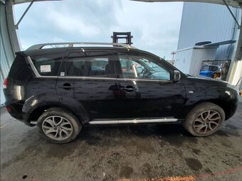 Predám náhradné diely na citroen crosser 2,2 hdi 115 kW - 12