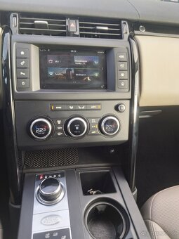 Land Rover Discovery 2.0D SD4 HSE Luxury AWD A/T - 12