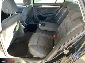 Škoda Superb Combi 2.0TDi 110kW DSG Ambition - 12