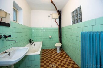 Viacgeneračný dom, dom s podnikaním, ZV Sekier - 12