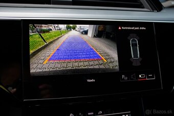 Audi E-tron 50 quattro - 12