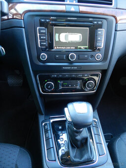 Škoda Superb Combi 2.0 TDI CR 170k Elegance DSG - 12