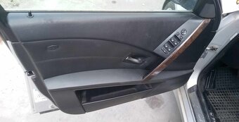 BMW E61 530D kombi 3,0D 160kw kód motora: 306D2 - 12