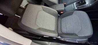 Predám Volkswagen Passat B7 Combi 2.0 TDI 103Kw R.V.20012 - 12