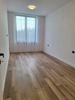 2377 NA PREDAJ EXKLUZÍVNY ŠTVORIZBOVÝ BYT - 12