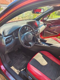 Toyota c-hr 2.0 liter hybrid GR SPORT - 12