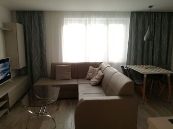 Pezinok: na predaj byt v centre mesta - 12