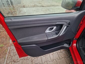 Škoda Fabia II 1.2 HTP 60k Ambiente ICE M5 (benzín) - 12