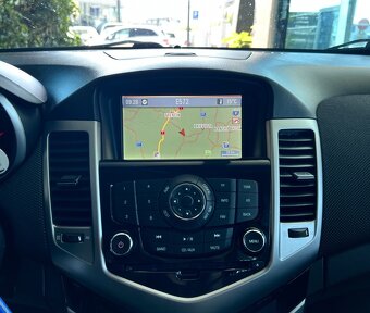 Chevrolet Cruze 2.0D LT - 12