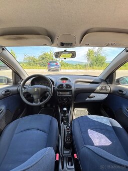 Predám Peugeot 206 1.1 Benzín - 12