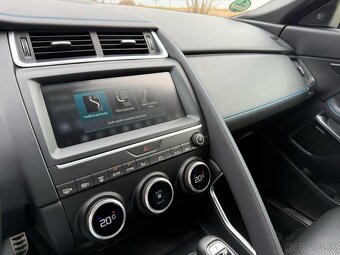 Jaguar E-Pace P250 AWD RDYNAMIC
 - 12
