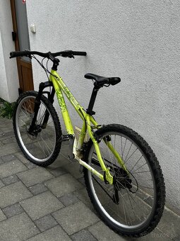 2 bicykle (HARO detsky, DRAG pre dospelych) + detská kolobež - 12