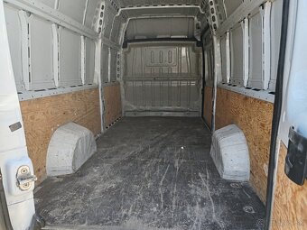 Citroën Jumper 2.2 121 kW L4H3 - 12