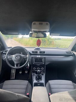 Volkswagen Passat B6 combi Rline 2,0TDI 103kw - 12