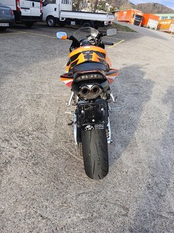 Honda CBR 1000RR - 12